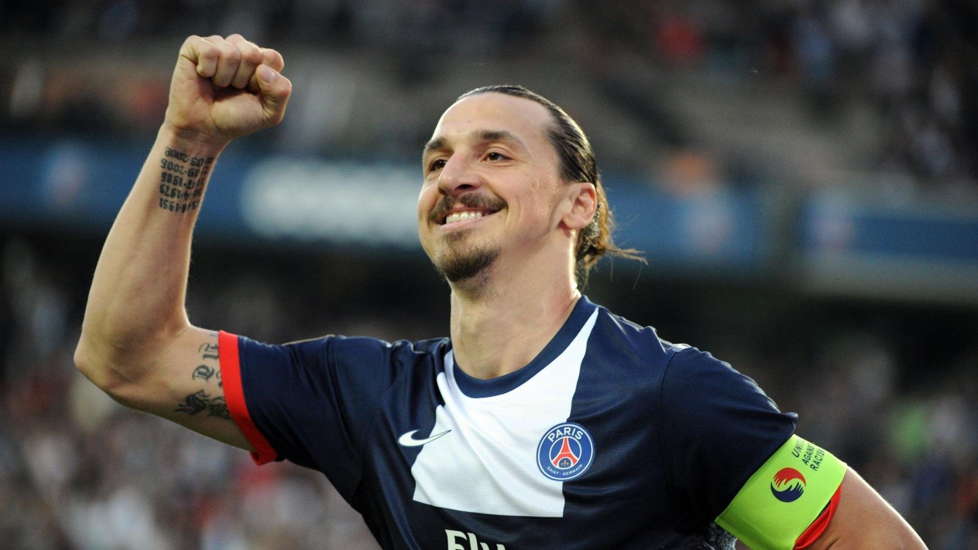 蓝黑风暴席卷斯坦福桥，苏亚雷斯独造三球，国际米兰客场横扫切尔西