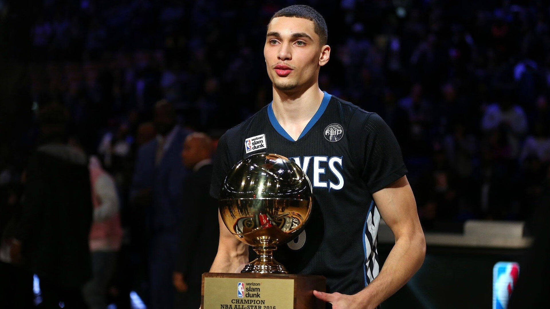 拉沃尔杯险胜美网，兹维列夫统治全场，定义团队荣耀新篇章